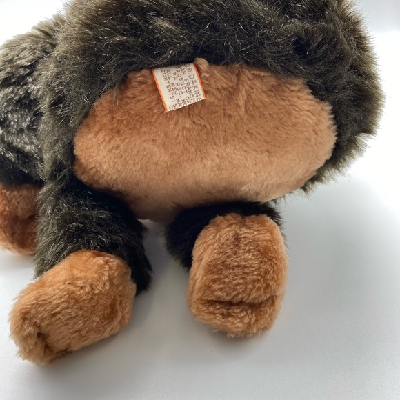 Vintage Dakin 1982 Stuffed Gorilla 13” Plush - Picture 6 of 9